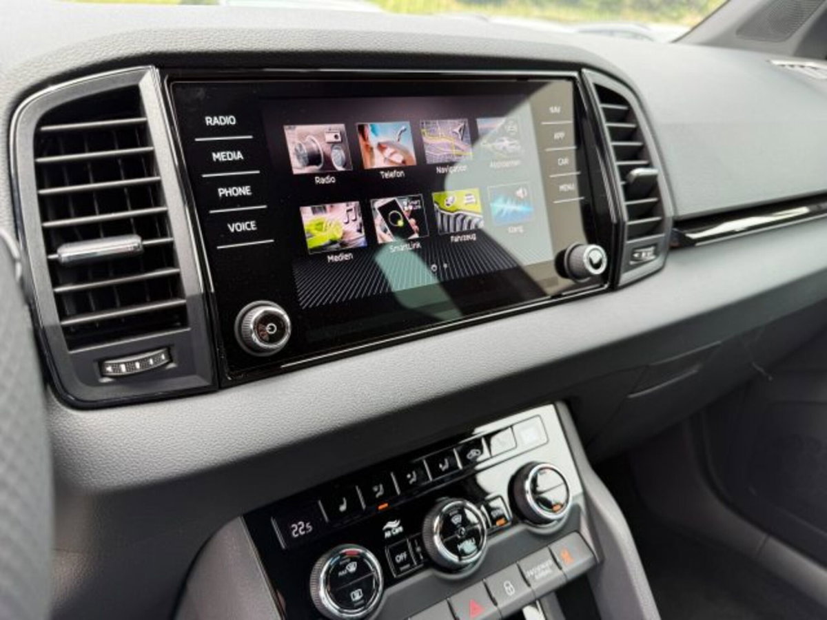 Skoda Karoq 1.5 tsi Sportline dsg (13)