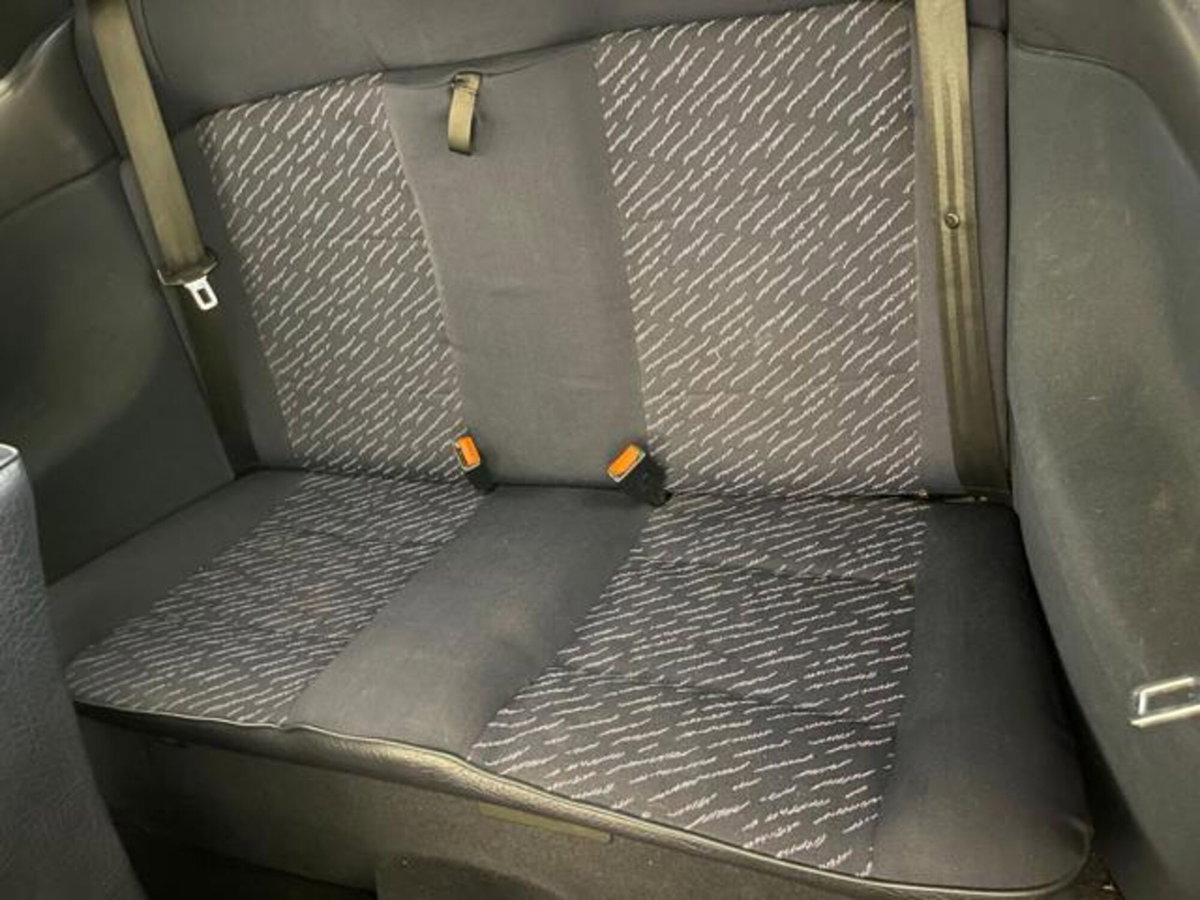 Volkswagen Golf 1.6 cat 5 porte (11)