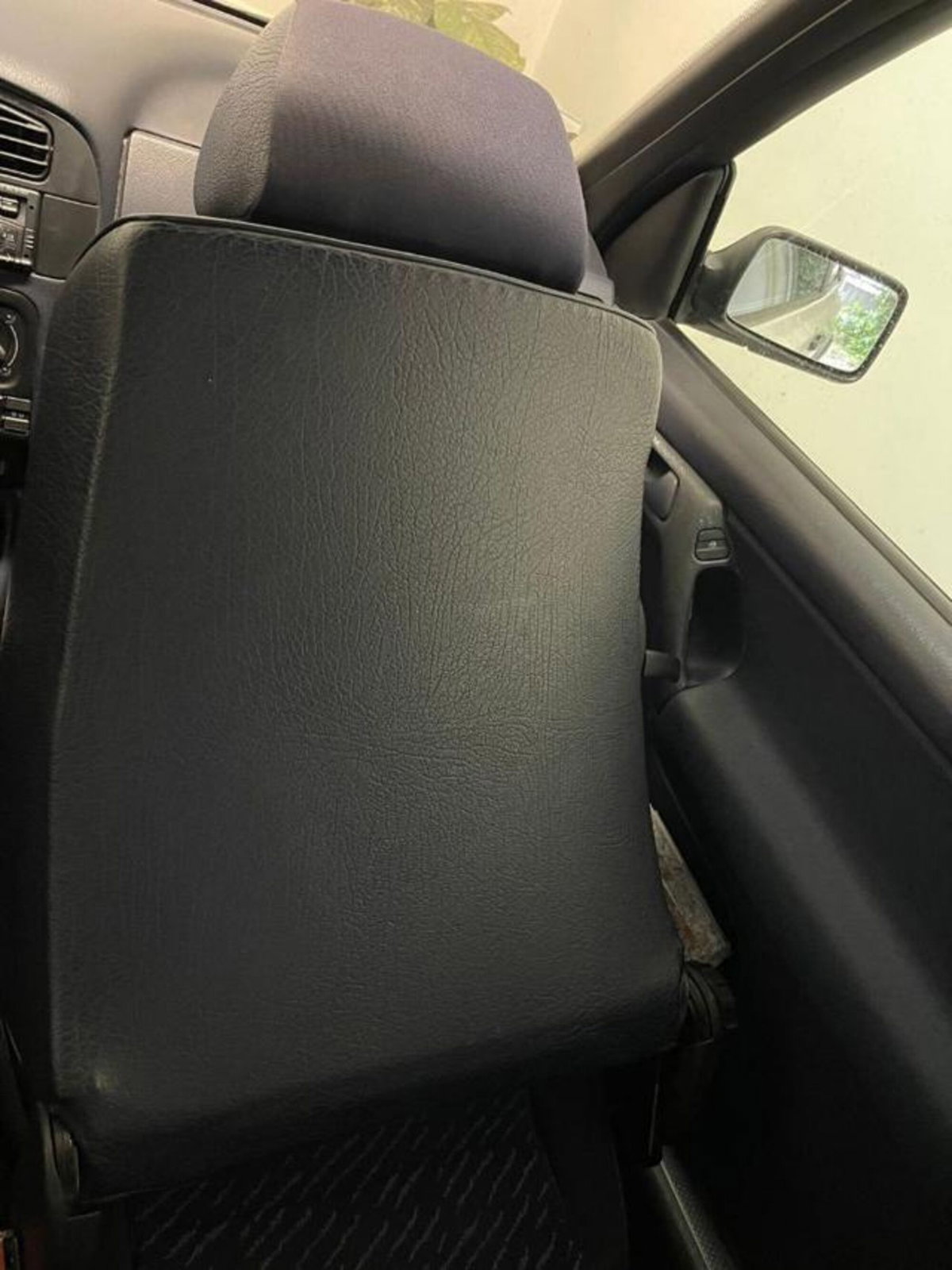 Volkswagen Golf 1.6 cat 5 porte (9)