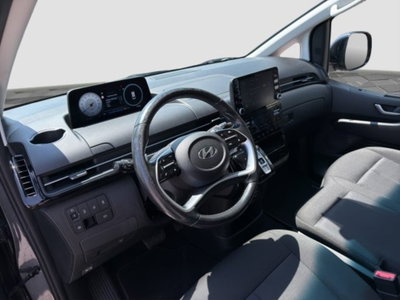 Hyundai Staria 2.2 awd auto (9)