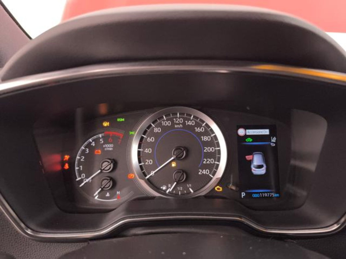 Toyota Corolla Touring Sports 1.8 Hybrid Business (13)