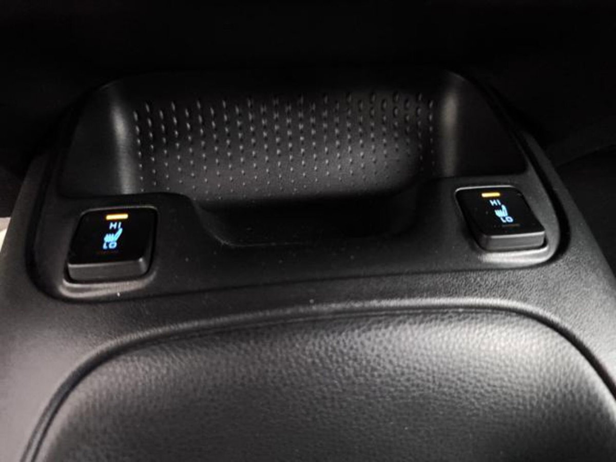 Toyota Corolla Touring Sports 1.8 Hybrid Business (16)