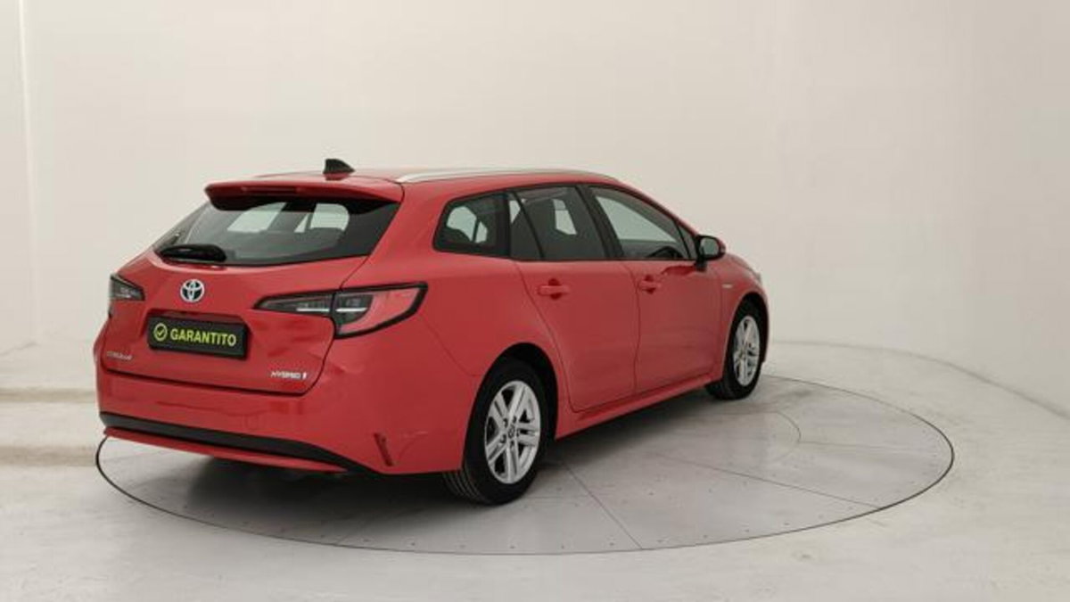 Toyota Corolla Touring Sports 1.8 Hybrid Business (5)