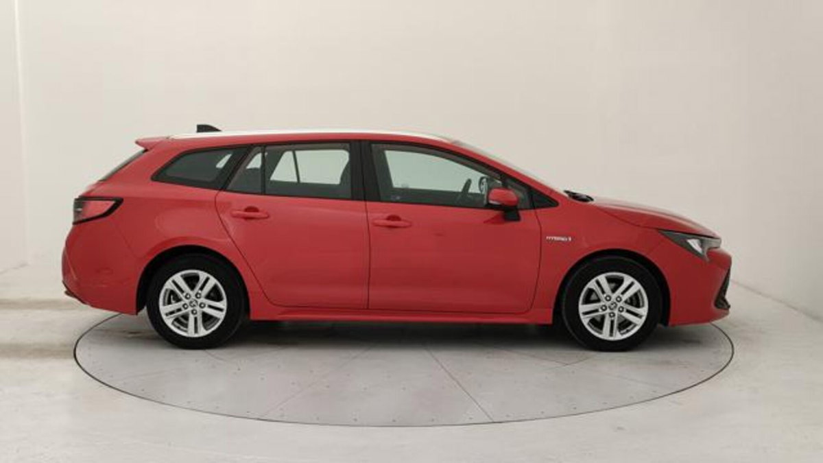 Toyota Corolla Touring Sports 1.8 Hybrid Business (6)