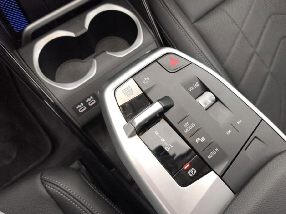 BMW X1 xdrive23d mhev 48V X-Line auto (17)