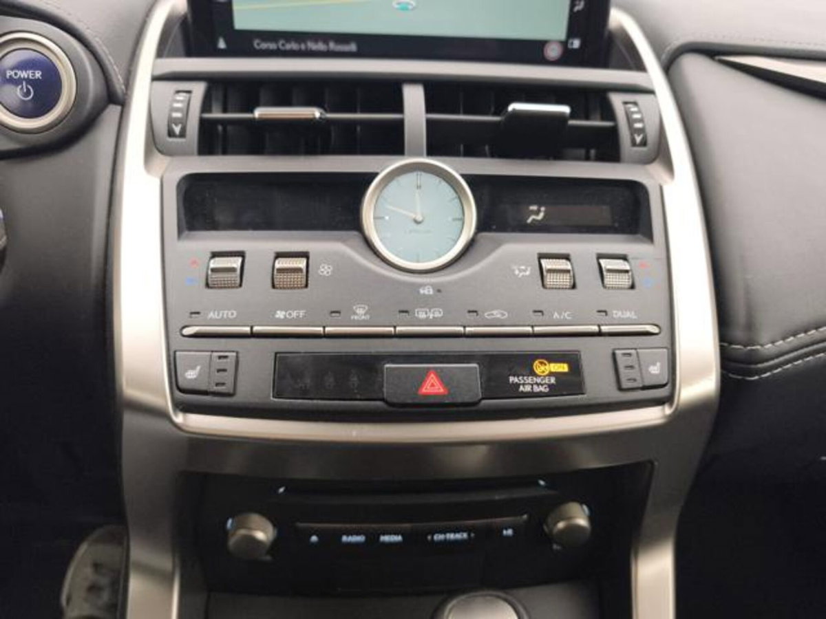 Lexus NX Hybrid 4WD Premium (17)
