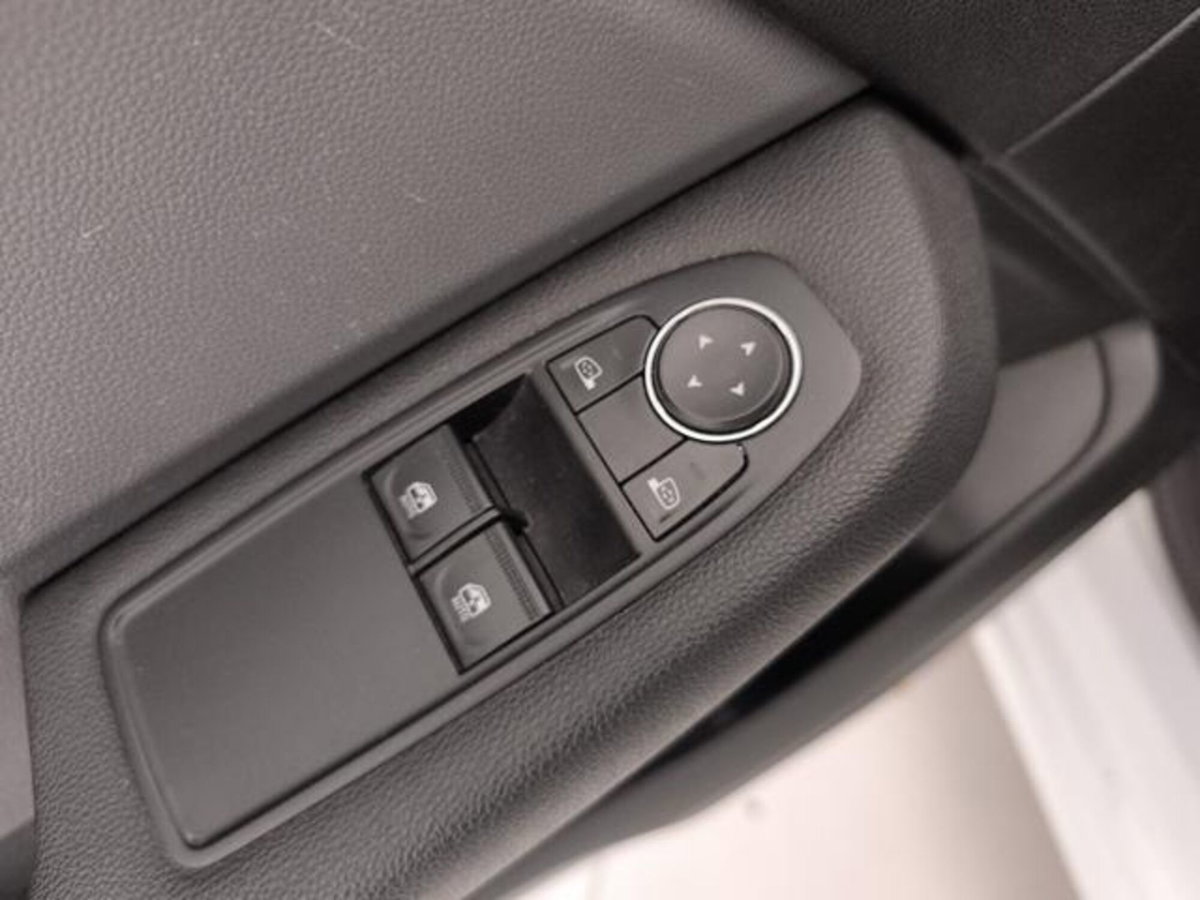 Renault Clio Blue dCi 85 CV 5 porte Business (18)