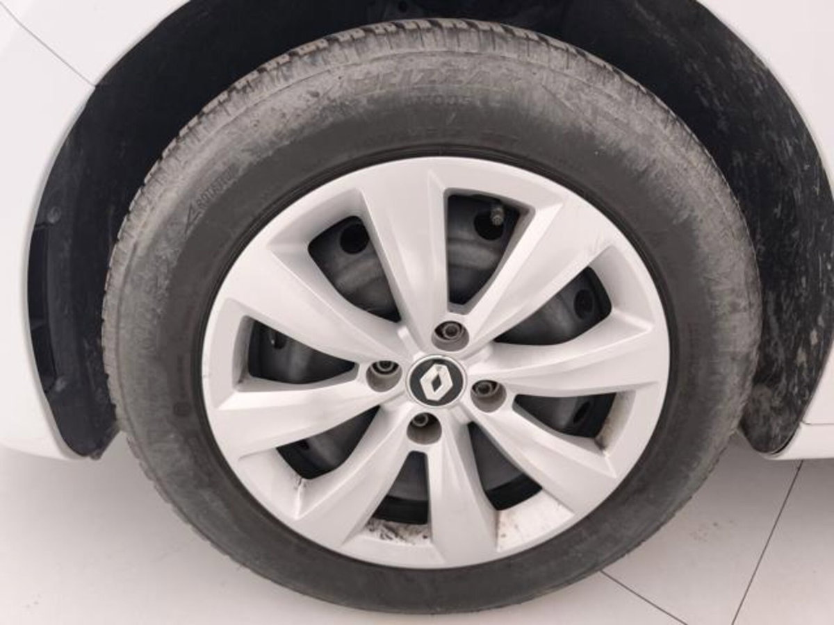 Renault Clio Blue dCi 85 CV 5 porte Business (9)