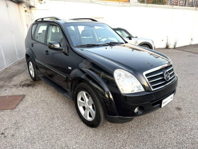 Ssangyong Rexton II 2.7 XVT AWD A/T Energy (2)