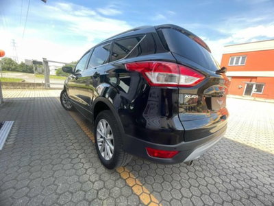 Ford Kuga 2.0 TDCI 150 CV S&S 4WD Titanium X (6)