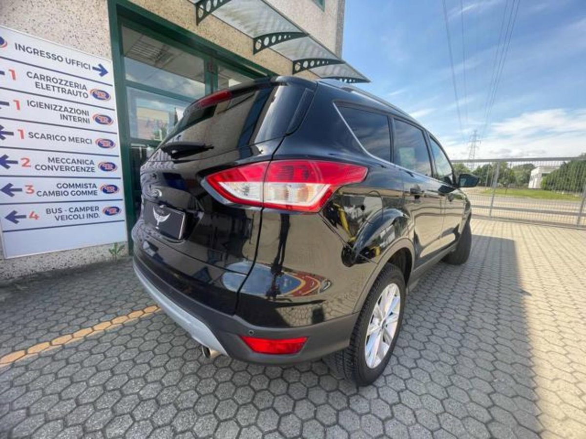 Ford Kuga 2.0 TDCI 150 CV S&S 4WD Titanium X (7)