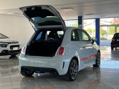 Abarth 500 1.4 Turbo T-Jet (13)