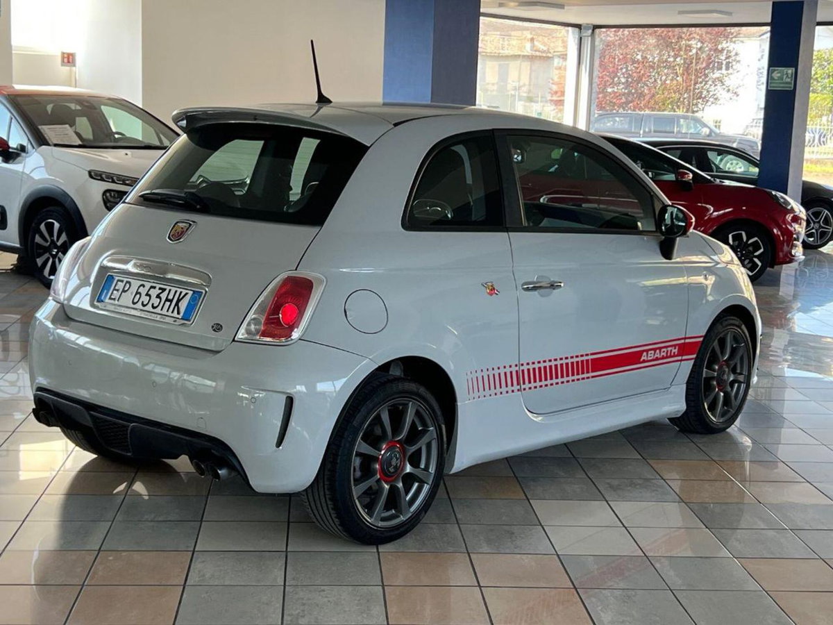Abarth 500 1.4 Turbo T-Jet (3)