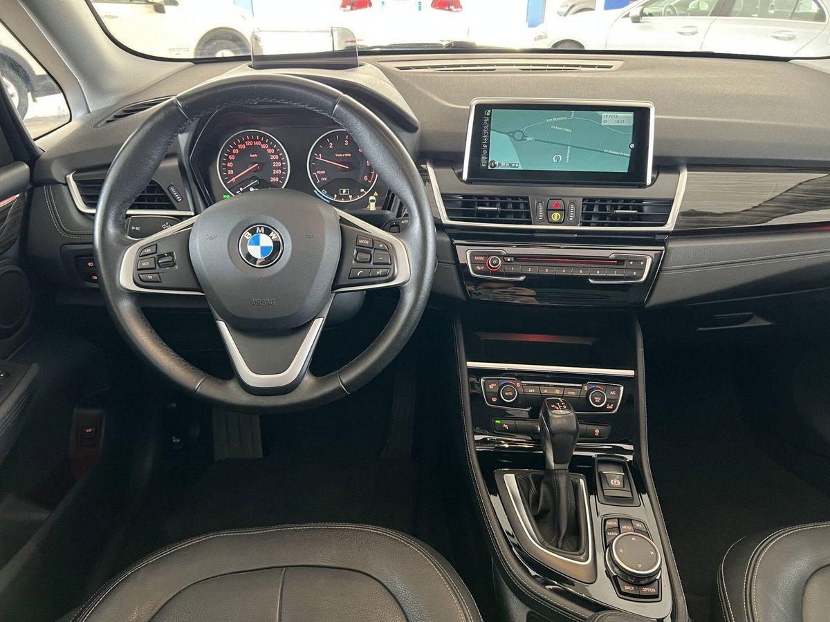 BMW Serie 2 Active Tourer 218d  Luxury auto (12)