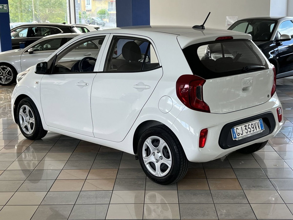 Kia Picanto 1.0 12V 5 porte AMT Urban (3)