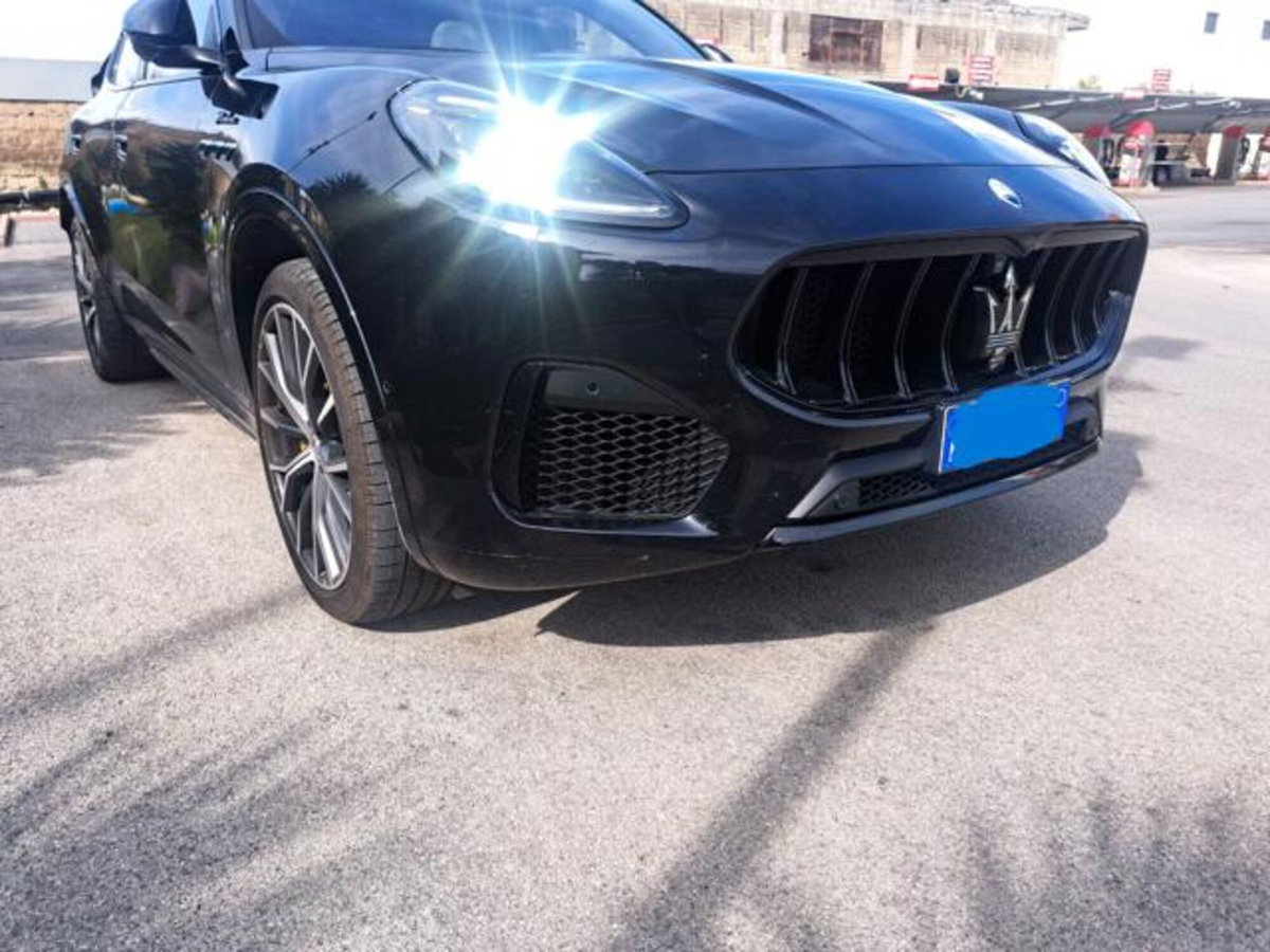 Maserati Grecale .0 mhev Modena 330cv auto (2)