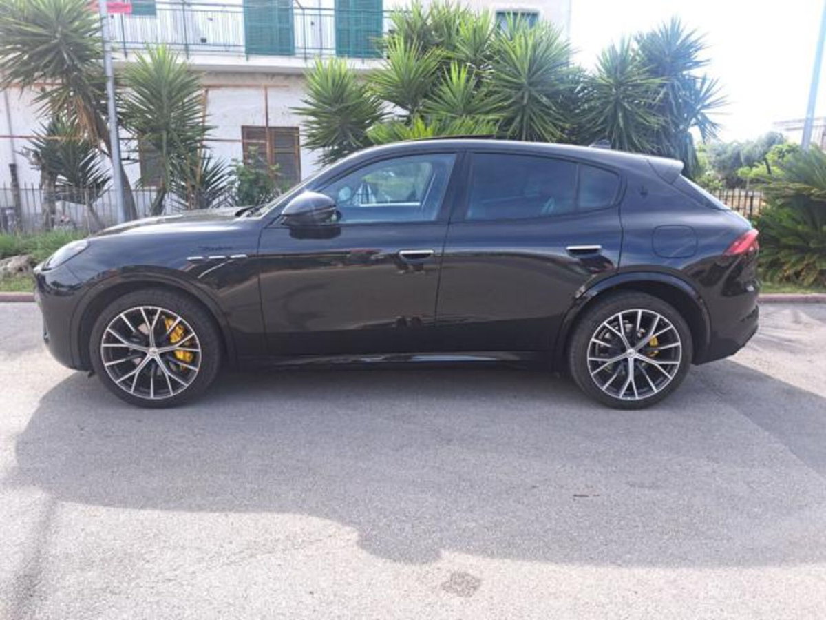 Maserati Grecale .0 mhev Modena 330cv auto (4)