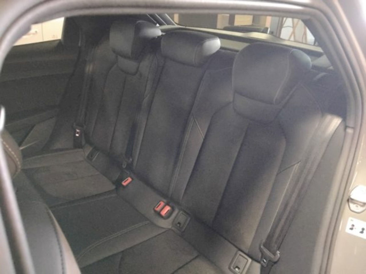 Audi A1 Sportback 40 TFSI S tronic Identity Black (9)