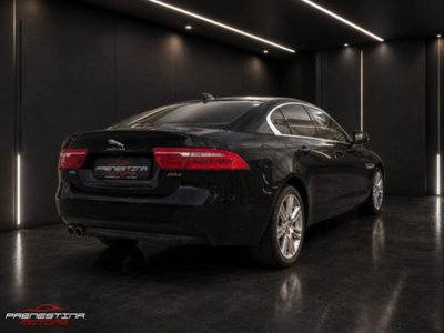 Jaguar XE 2.0 D Turbo 180CV aut. Prestige (4)