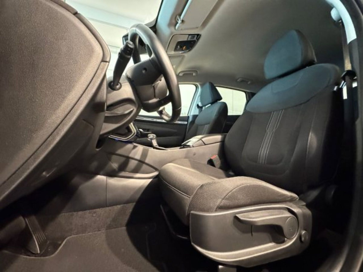 Hyundai Tucson 1.6 crdi 48V Xline 2wd dct (16)