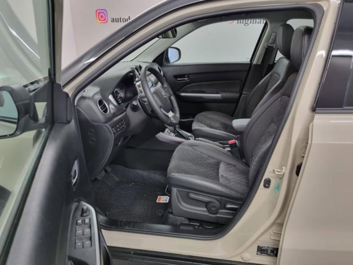 Suzuki Vitara 1.4h Starview 4wd allgrip 110cv at (8)