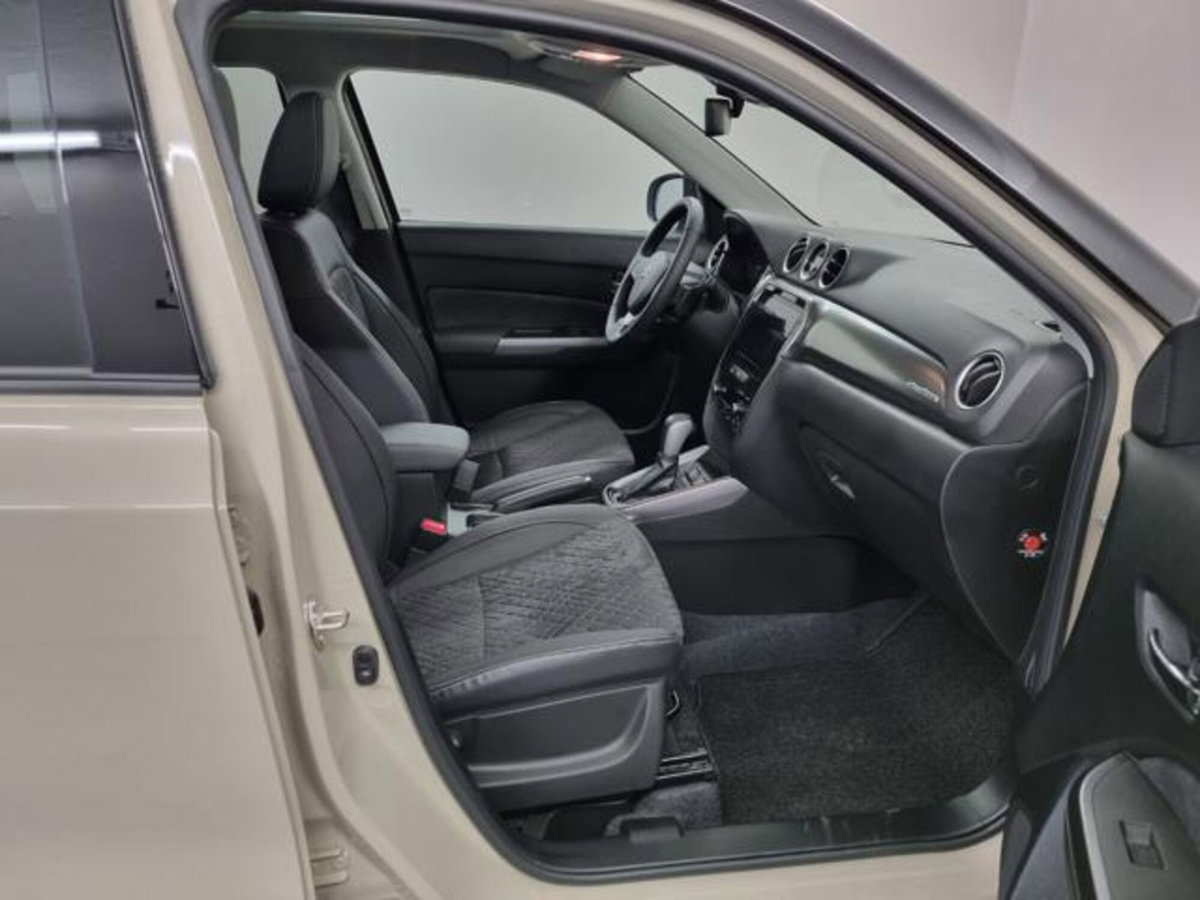 Suzuki Vitara 1.4h Starview 4wd allgrip 110cv at (9)