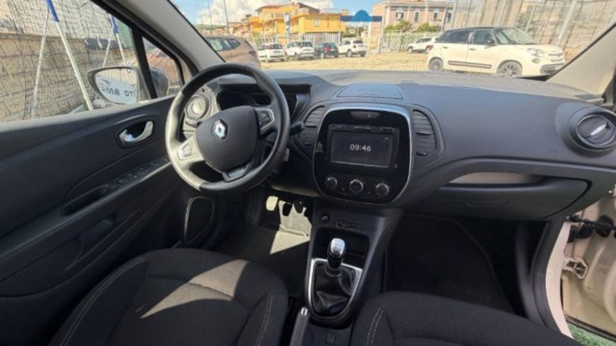 Renault Captur dCi 8V 110 CV Start&Stop Energy Iconic (6)