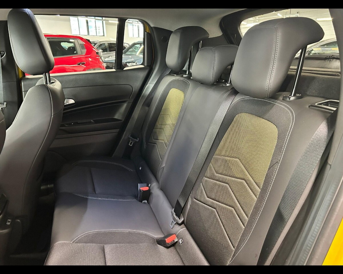 Jeep Avenger 1.2 turbo Summit fwd 100cv (14)