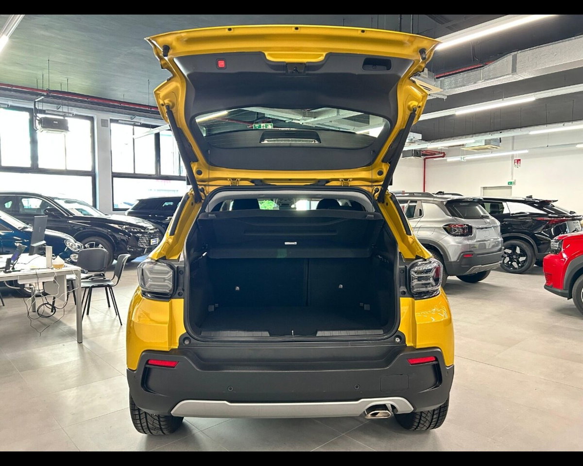Jeep Avenger 1.2 turbo Summit fwd 100cv (9)