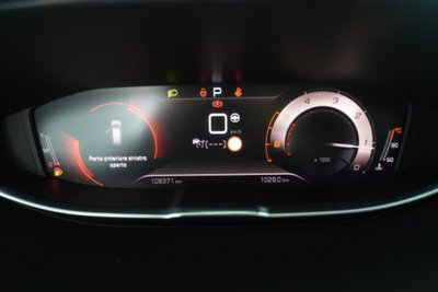 Peugeot 3008 BlueHDi 130 S&S EAT8 GT Pack (15)