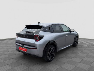 Lancia Ypsilon 1.2 mhev Edizione Cassina e-dct (5)