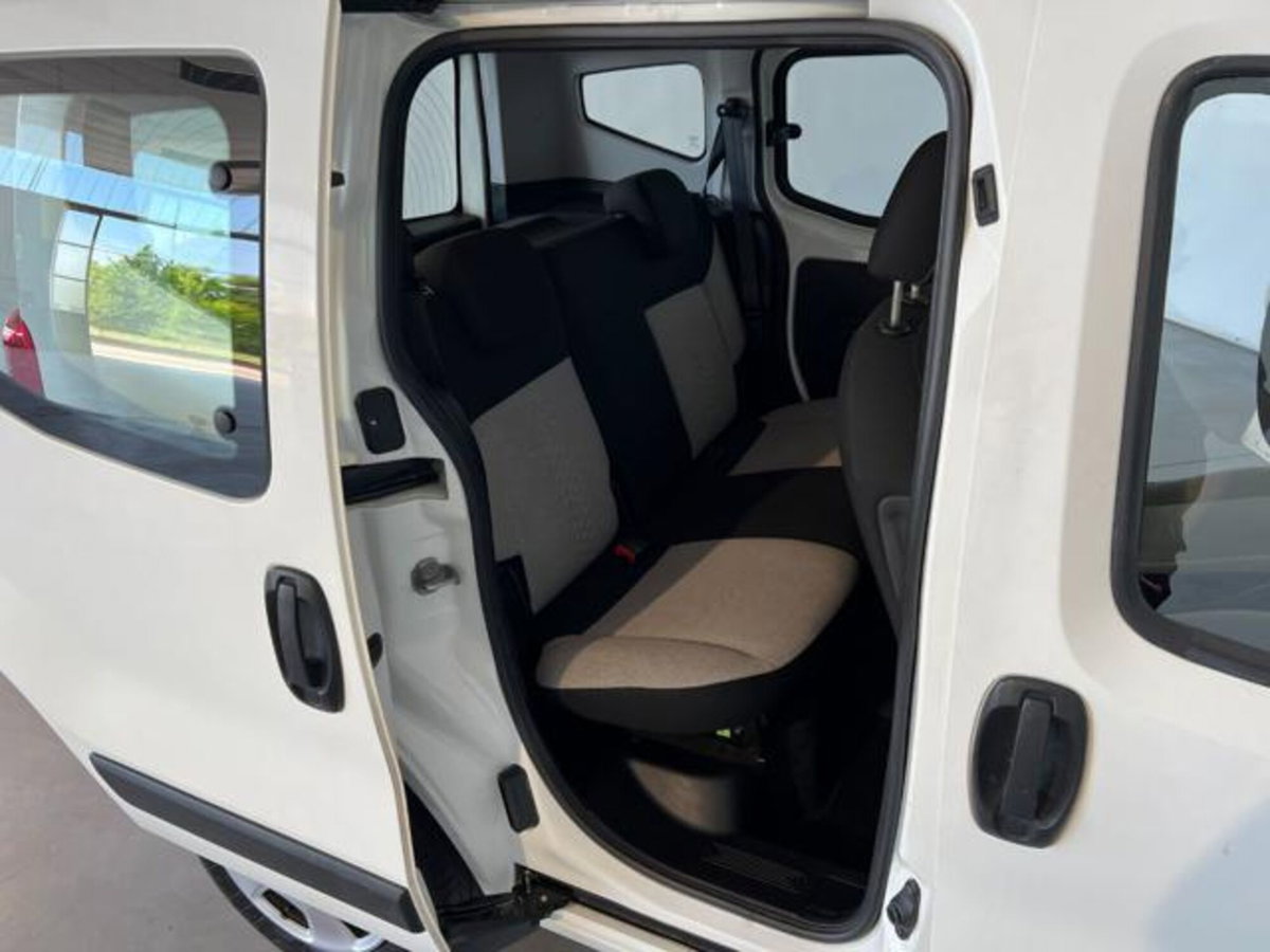Fiat Qubo 1.3 MJT 80 CV Easy (12)