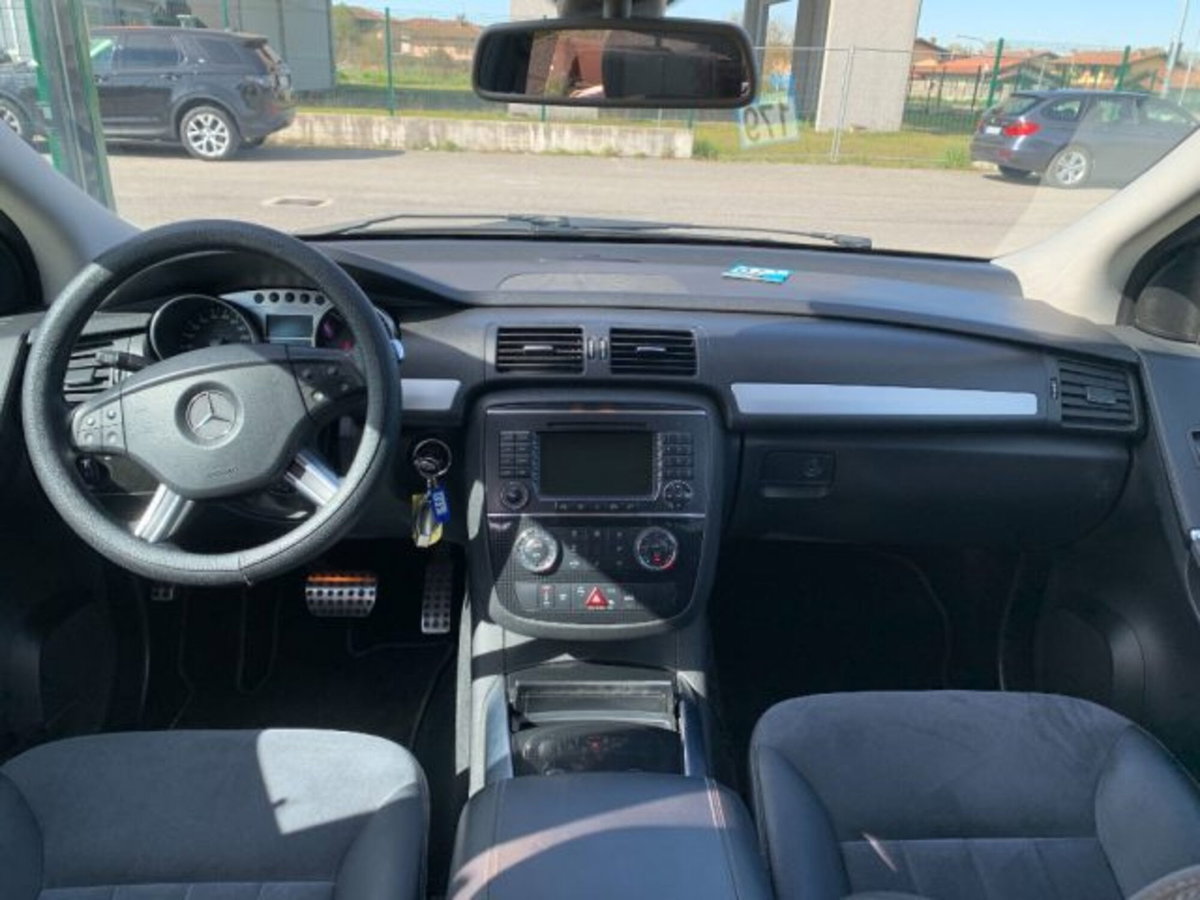 Mercedes-Benz Classe R 280 CDI cat 4Matic Premium (12)