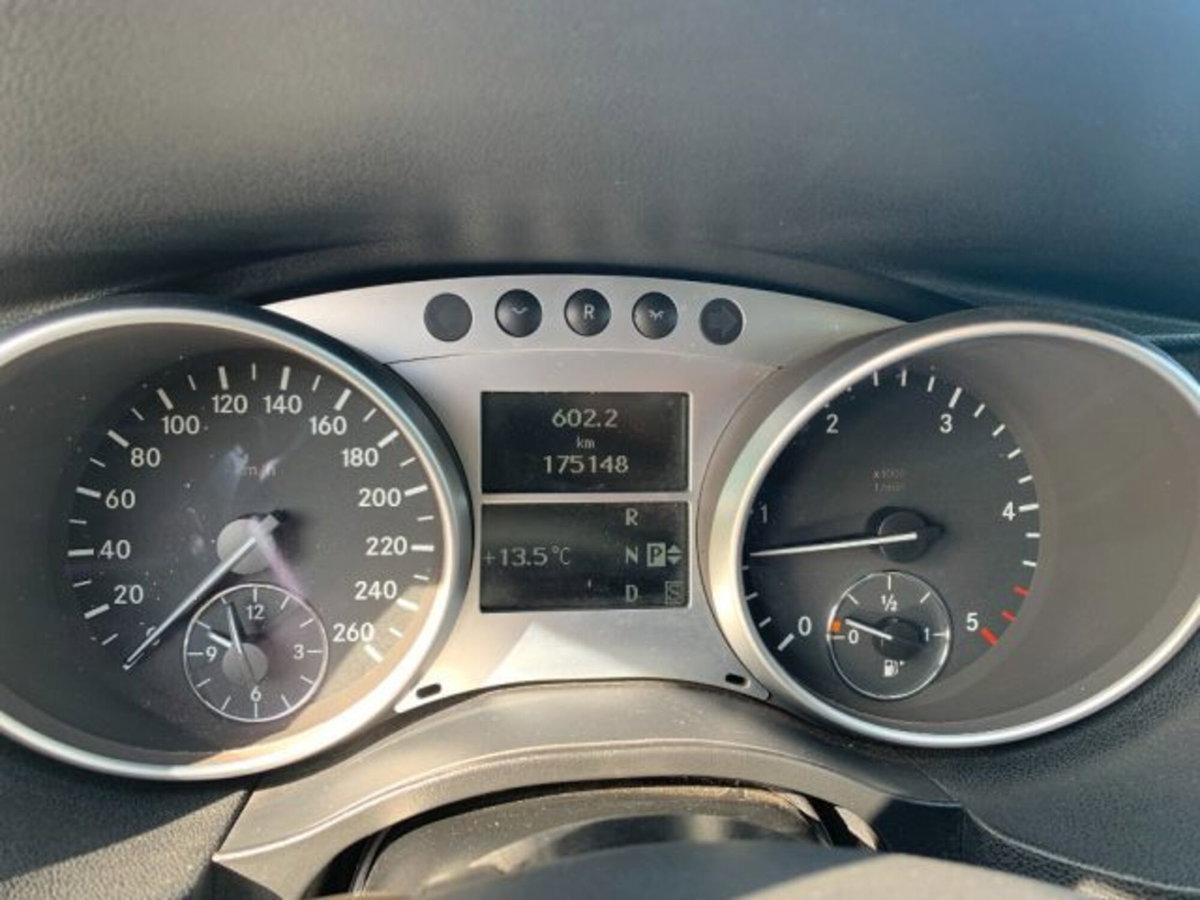 Mercedes-Benz Classe R 280 CDI cat 4Matic Premium (17)