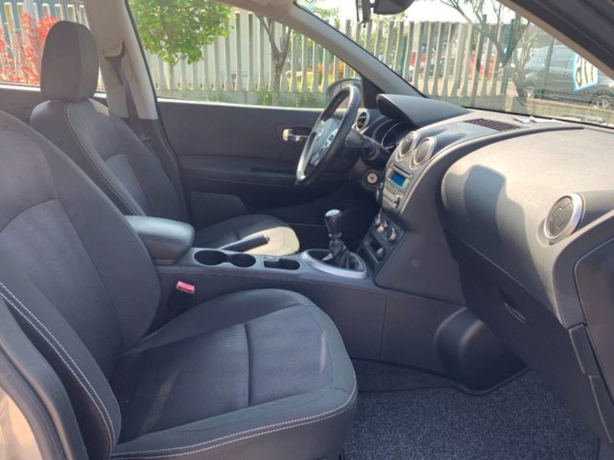 Nissan Qashqai 1.5 dCi DPF Acenta (12)