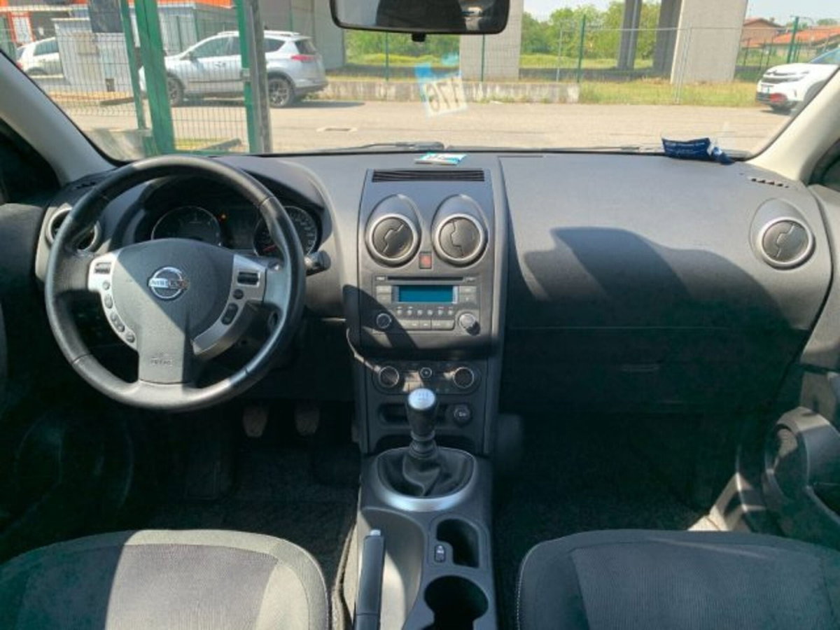 Nissan Qashqai 1.5 dCi DPF Acenta (13)
