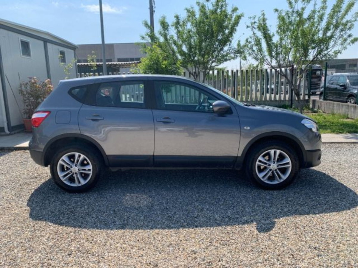 Nissan Qashqai 1.5 dCi DPF Acenta (4)