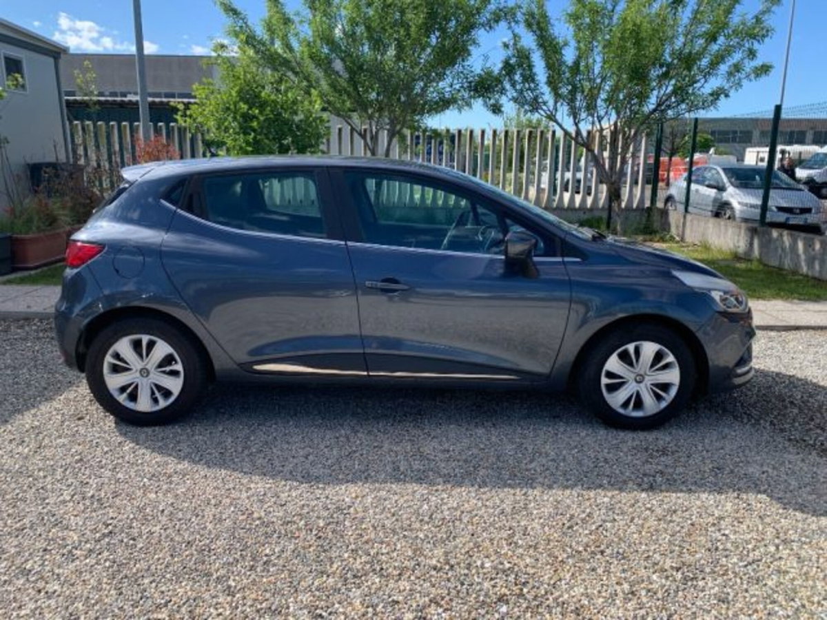Renault Clio dCi 8V 90CV Start&Stop 5 porte Energy Zen (6)