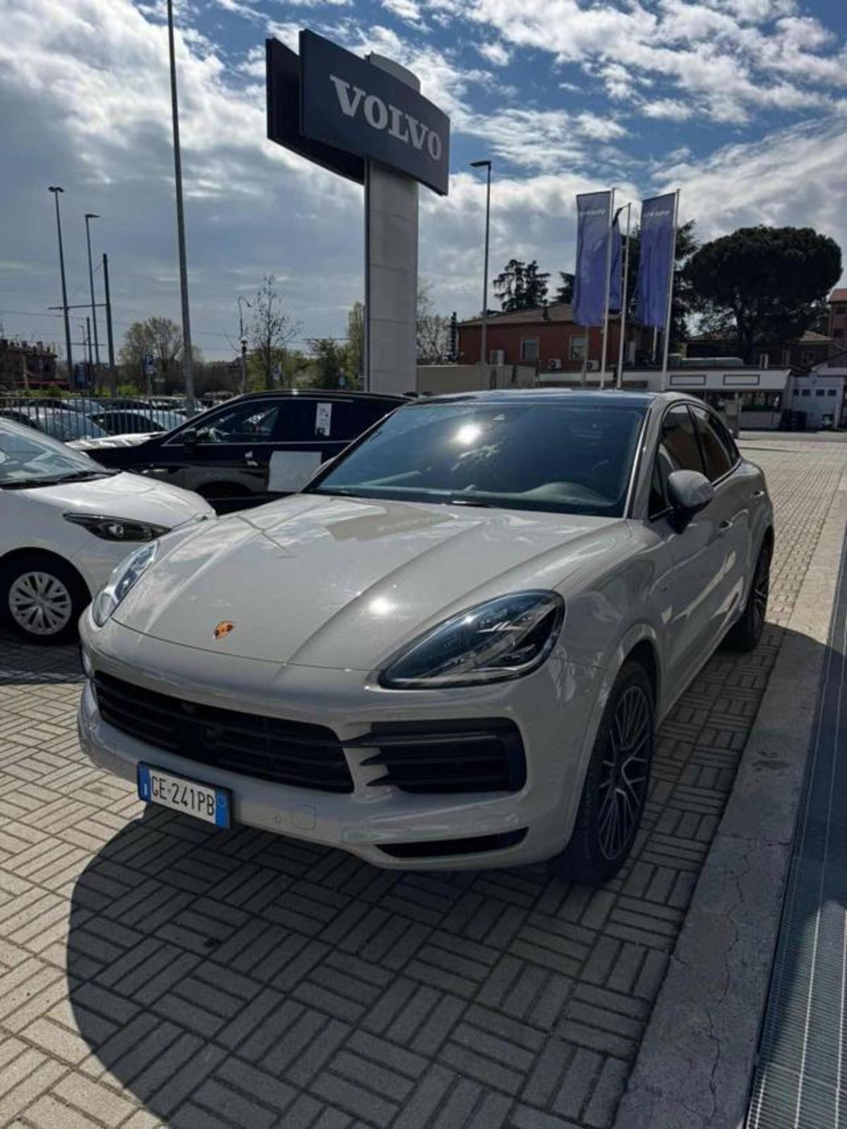 Porsche Cayenne Coupé 3.0 V6 E-Hybrid (16)