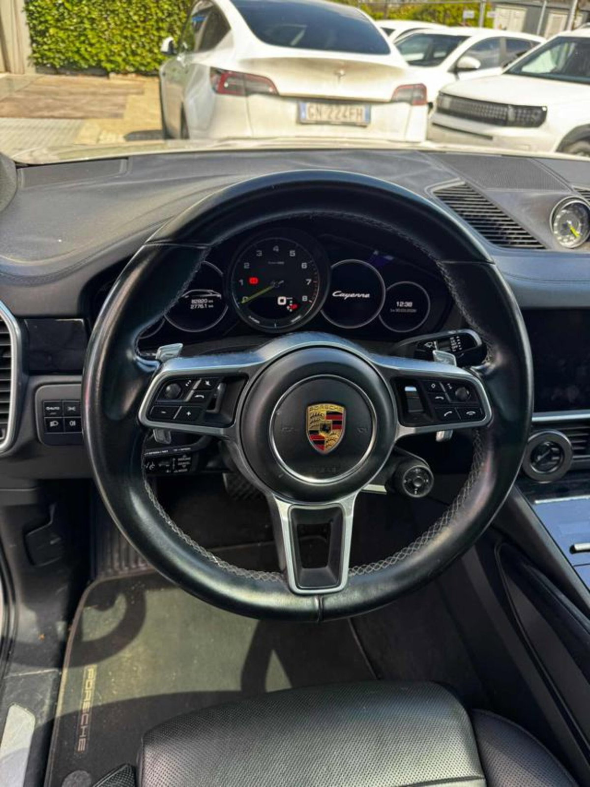 Porsche Cayenne Coupé 3.0 V6 E-Hybrid (6)