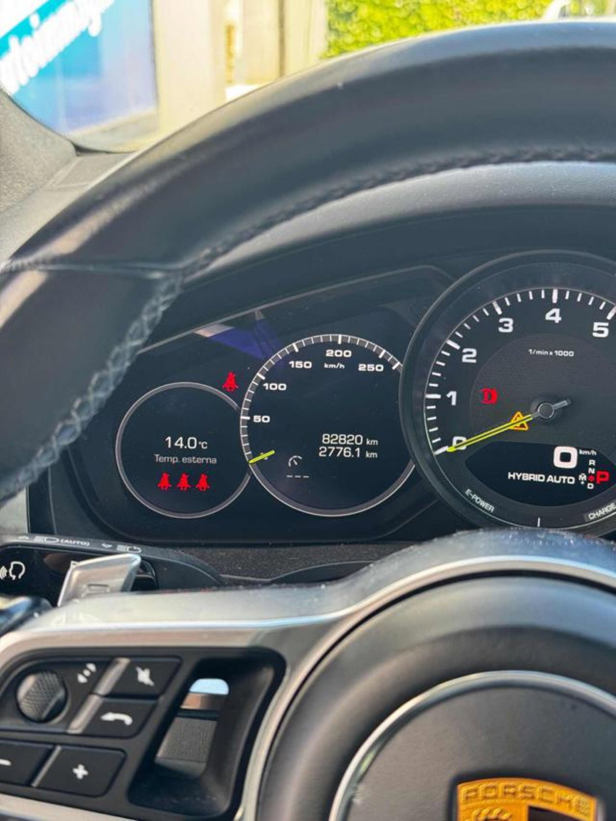 Porsche Cayenne Coupé 3.0 V6 E-Hybrid (8)