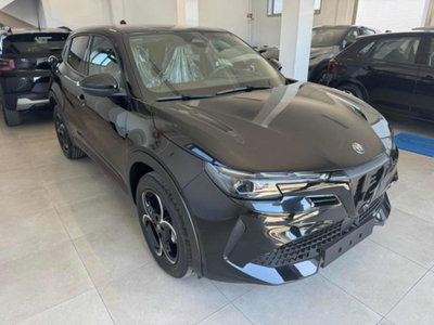 Alfa Romeo Junior 1.2 ibrida Sport Speciale 145cv edct6 (3)