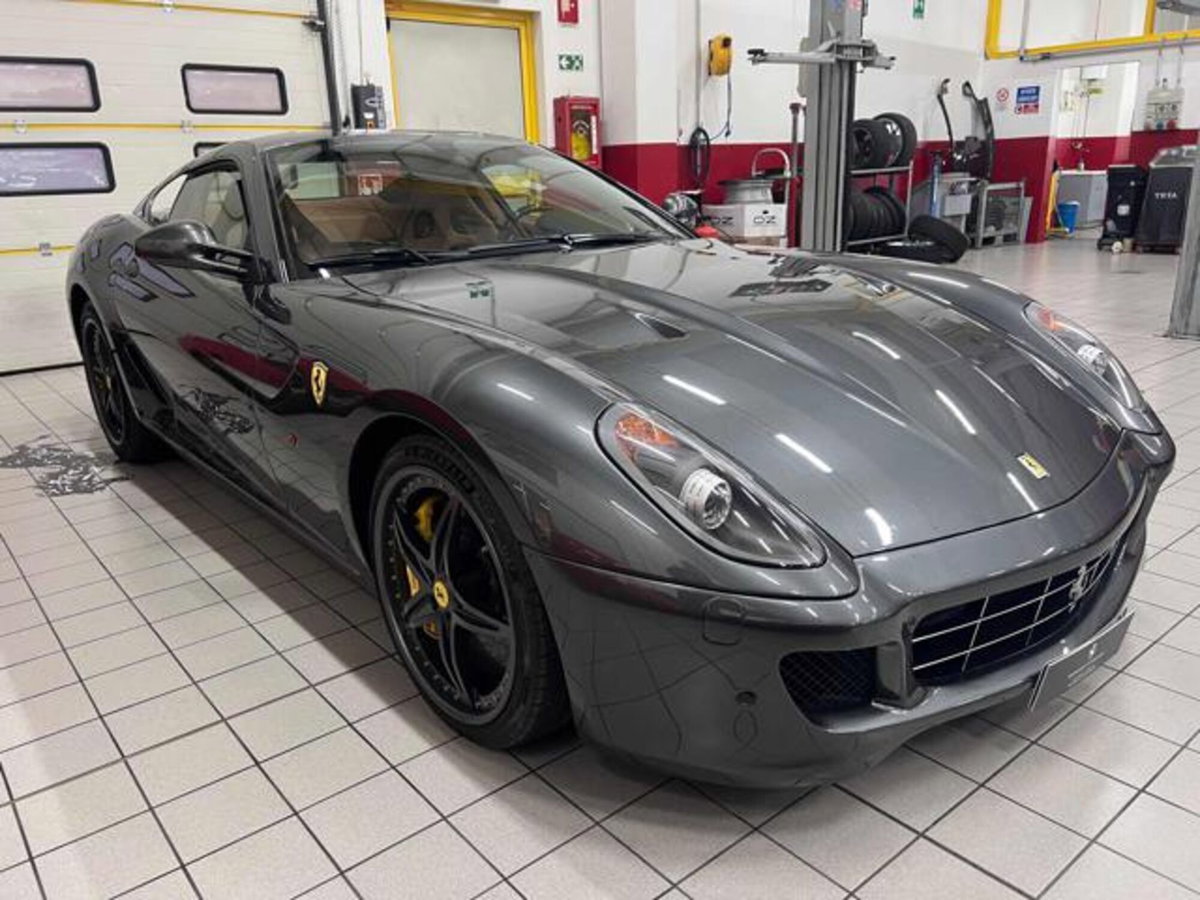 Ferrari 599 Coupé 599 GTB Fiorano F1 (2)