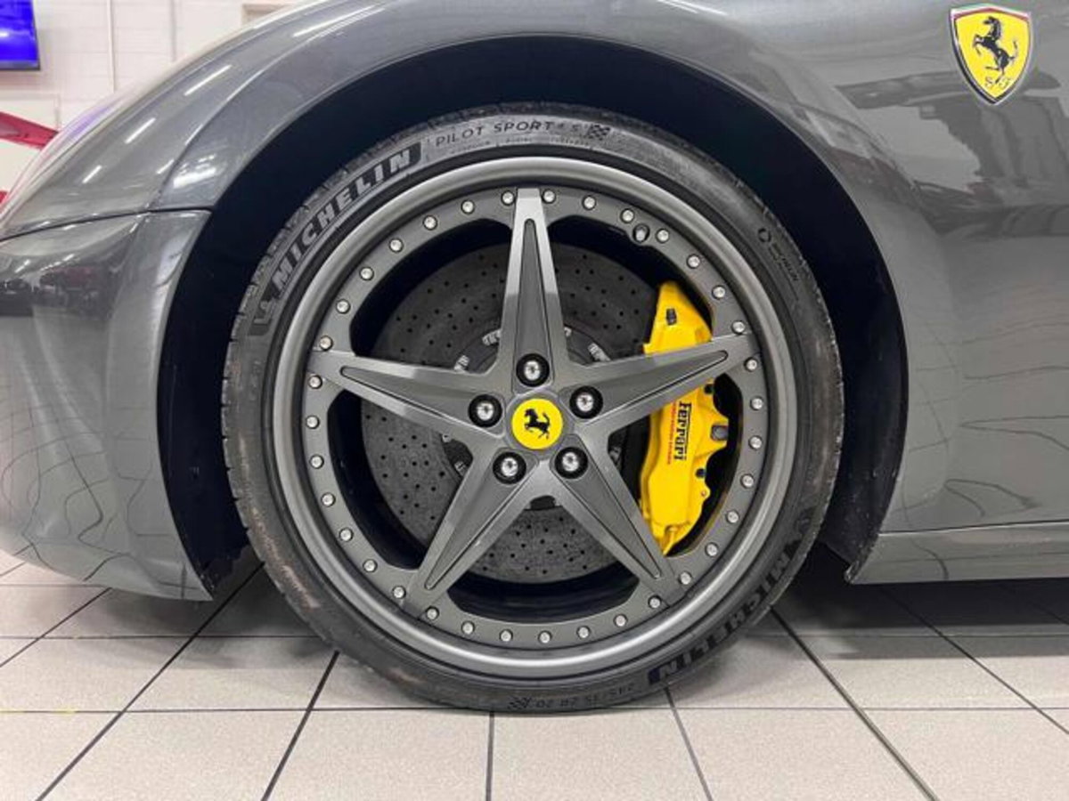 Ferrari 599 Coupé 599 GTB Fiorano F1 (5)