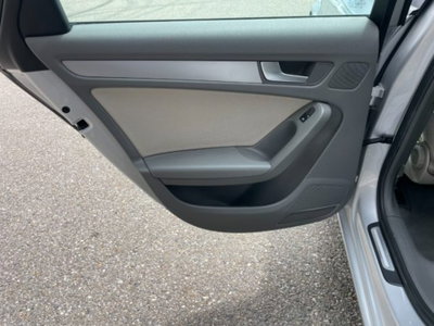 Audi A4 Avant 2.0 TDI 143CV F.AP. mult. Ambiente (15)