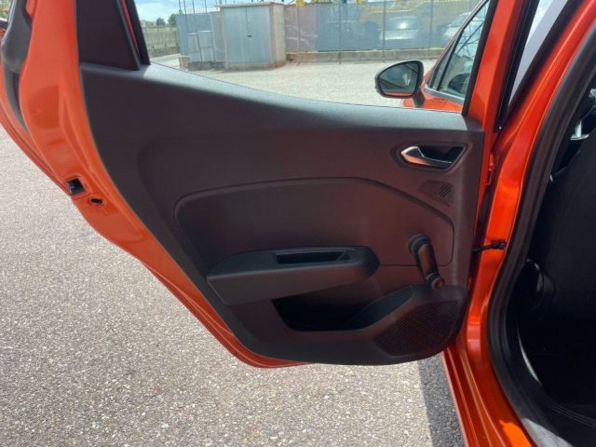 Renault Clio SCe 65 CV 5 porte Life (14)