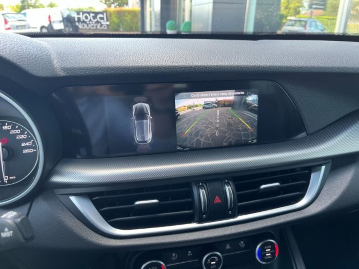 Alfa Romeo Stelvio Stelvio 2.2 Turbodiesel 190 CV AT8 Q4 Sprint (13)