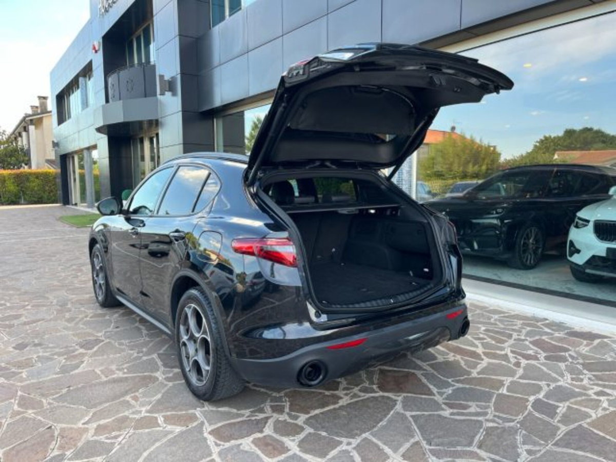 Alfa Romeo Stelvio Stelvio 2.2 Turbodiesel 190 CV AT8 Q4 Sprint (20)