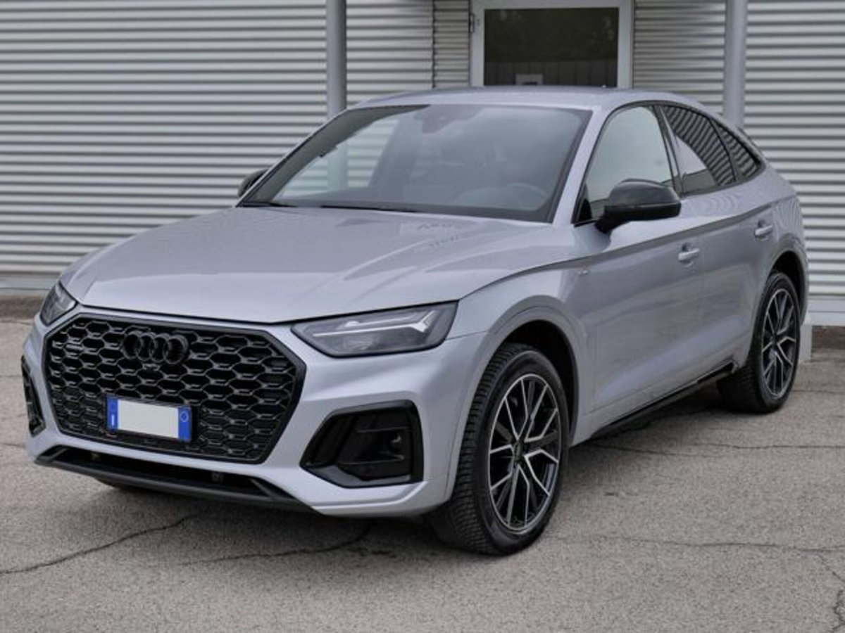 Audi Q5 Sportback Sportback 40 2.0 tdi mhev 12V quattro s-tronic