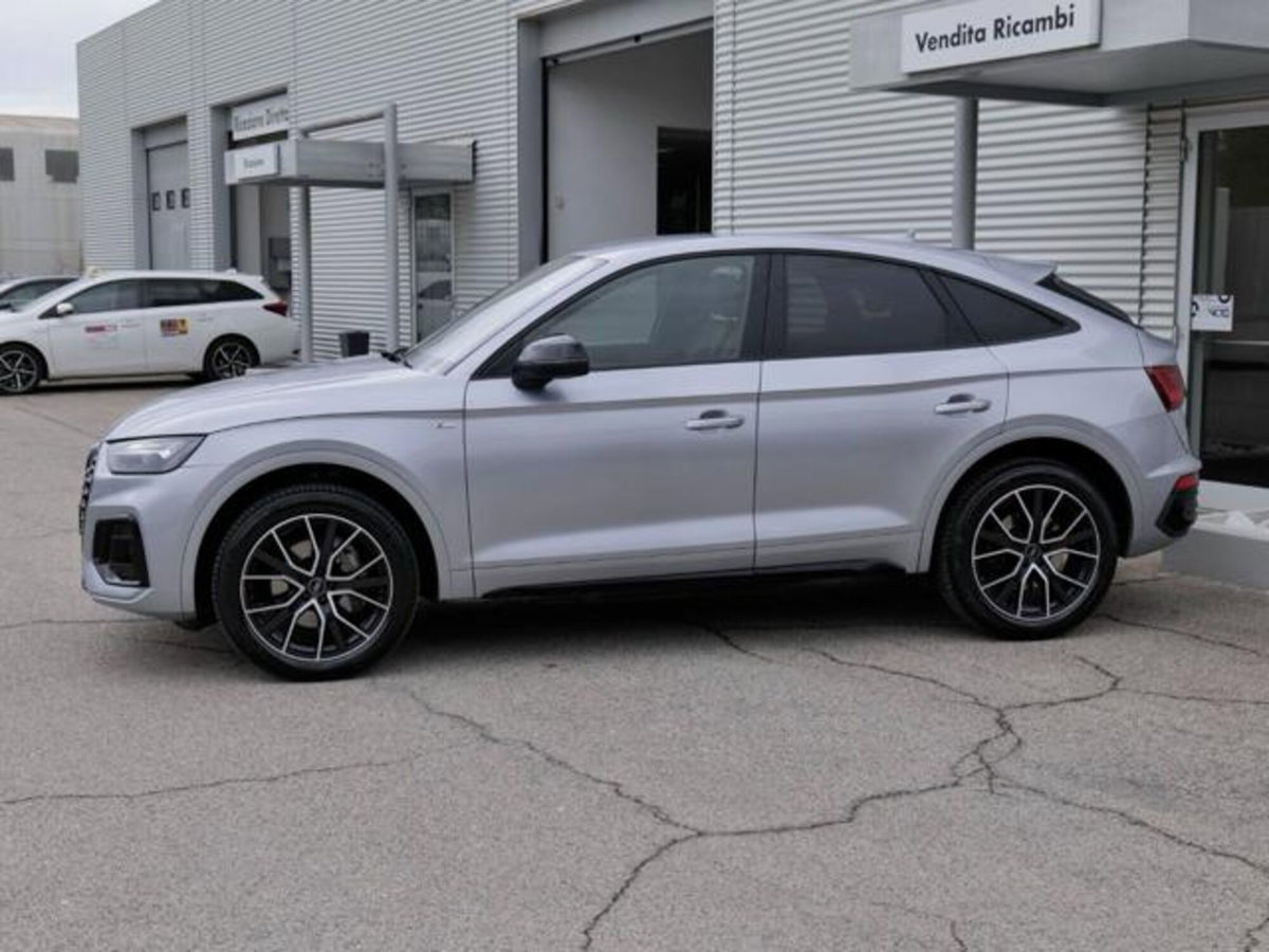 Audi Q5 Sportback Sportback 40 2.0 tdi mhev 12V quattro s-tronic (2)